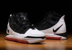 ˵ıЬNike LeBron 3Home µǳ